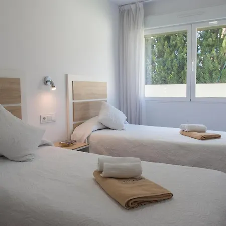 Marina A7 * Denia